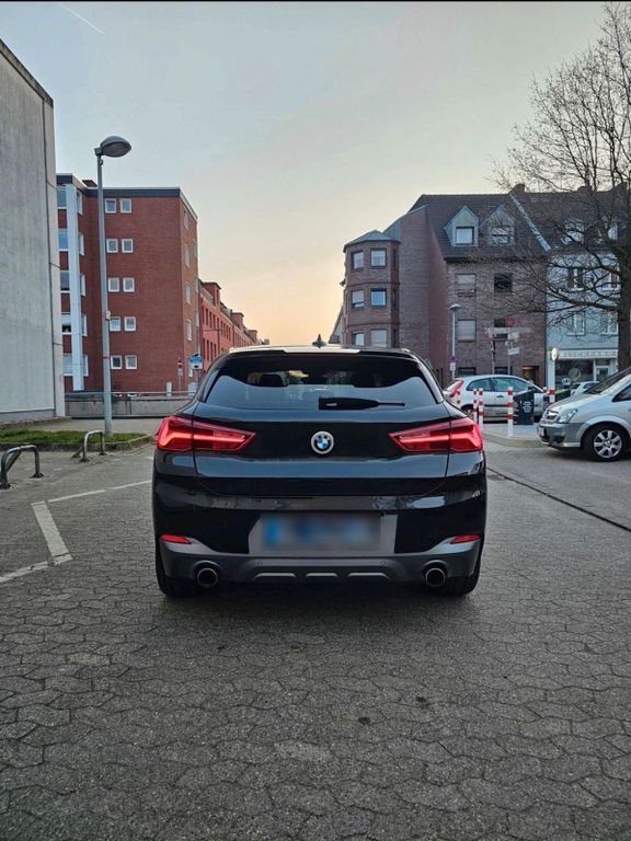 Image of BMW X2