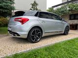 Citroën DS5 HDi 165 SportChic Autom. SportChic - Citroën DS5 Hybrid (Diesel/Elektro)