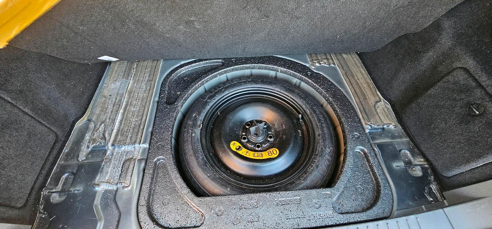 Ford Focus 2006 — engine 116 HP (85kW)