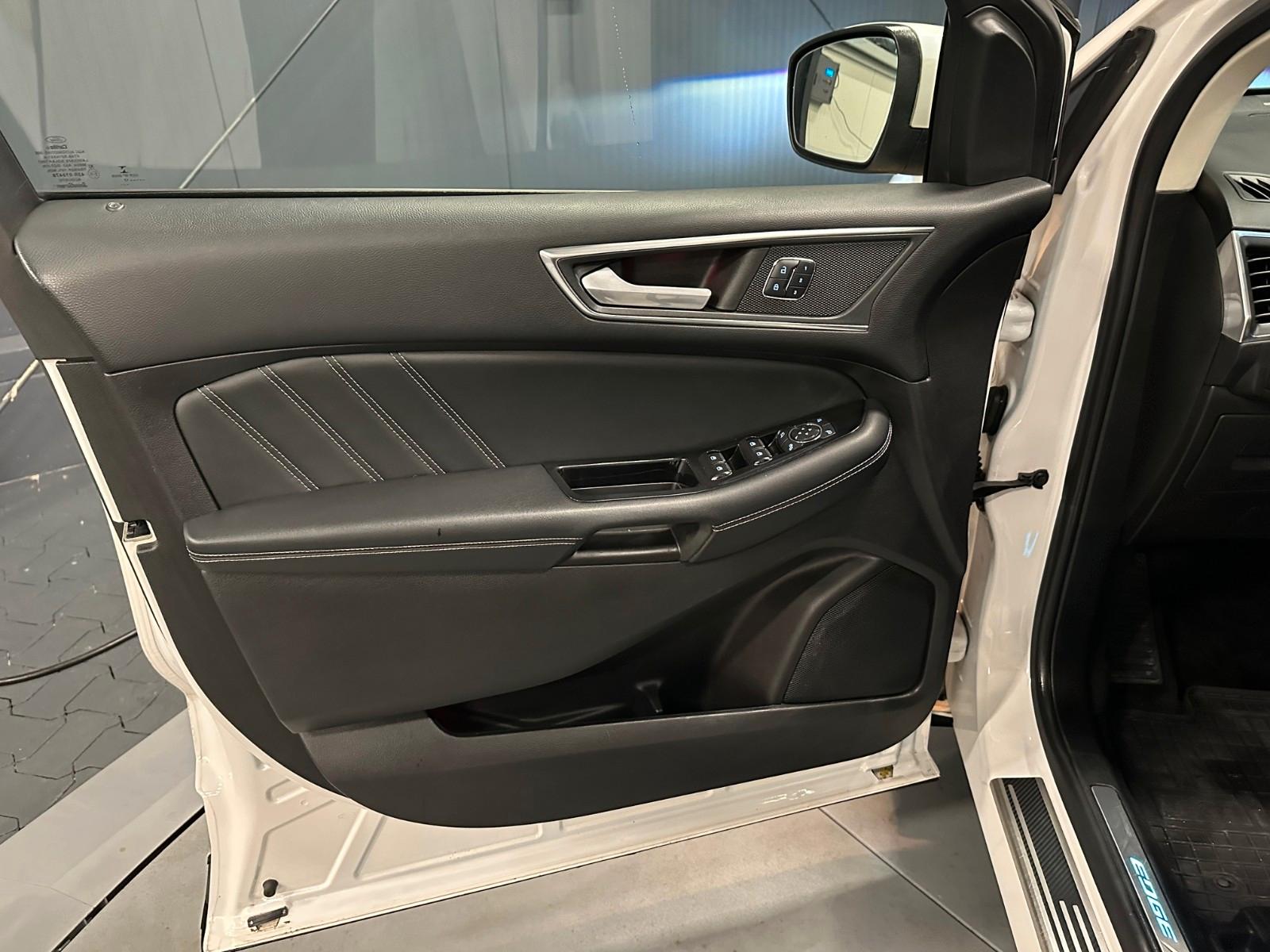 Ford Edge Sport 4x4 *Design-Paket*PANORAMA*AHK*360*