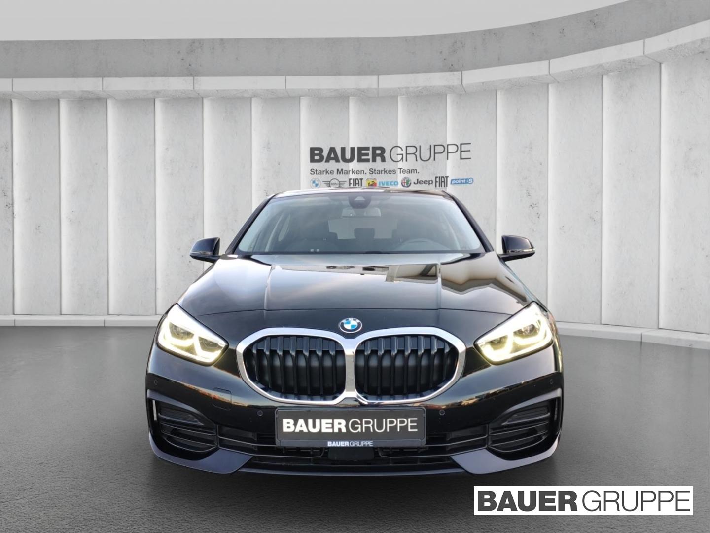 BMW 118 i Advantage Navi Digitales Cockpit LED Sperr