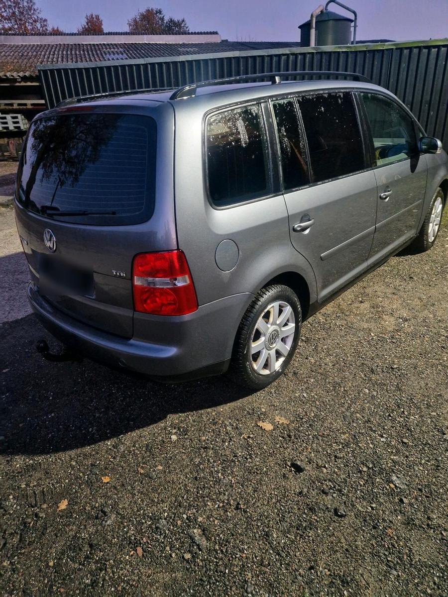 Volkswagen Touran 2006 — vehicle for AFU Ukraine
