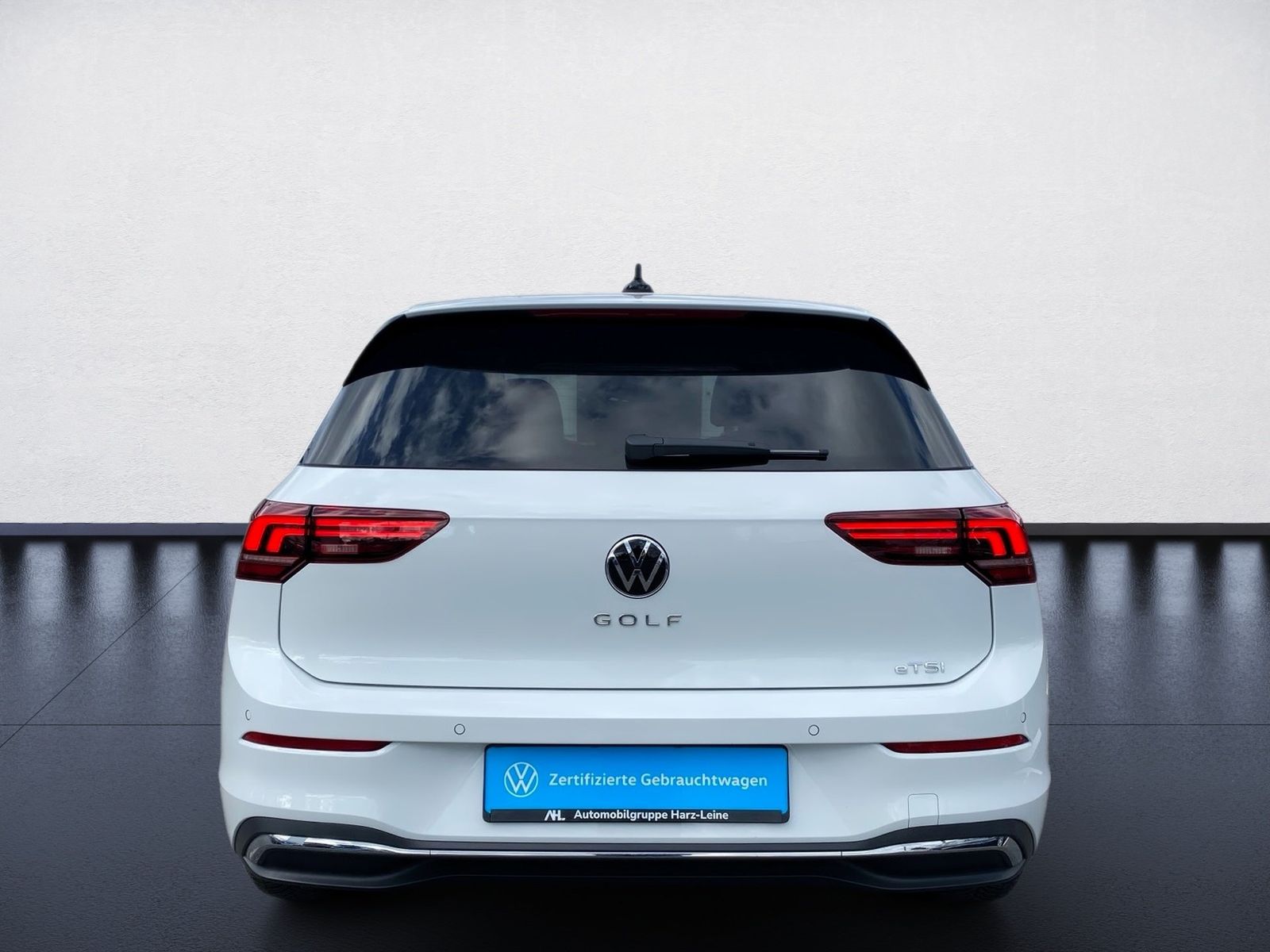 Volkswagen Golf VIII 1.5 eTSI Energy DSG LED Navi HuD ACC H foto 5