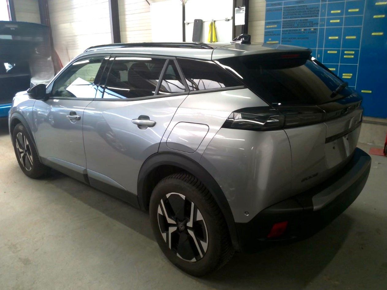Peugeot 2008 ALLURE PACK 12 Turbo 100 GRIP*KAM360*NAVI imagem 3