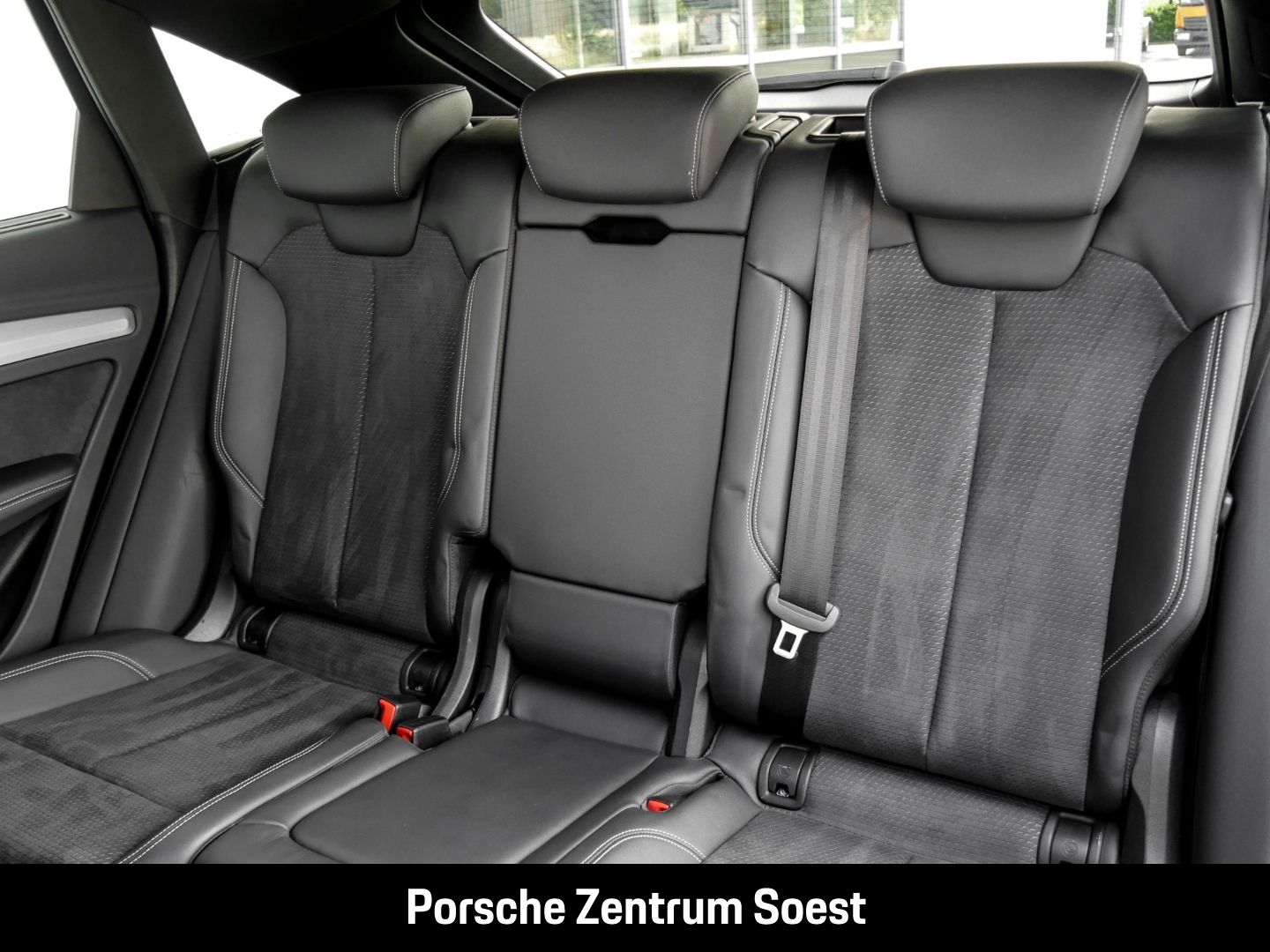 Audi SQ5 Sportback 3.0 TDI quattro / Florettsilber foto 16