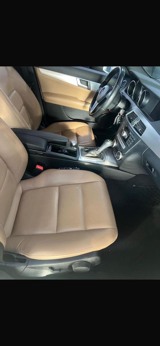 Mercedes-Benz C350 2012 — photo 6