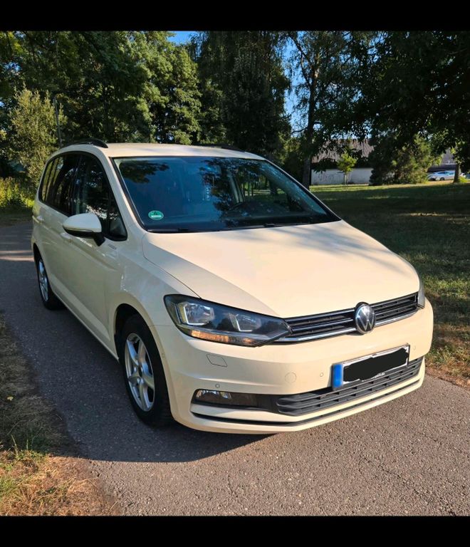 Image of Volkswagen Touran
