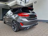 Ford Fiesta 1,5 EcoBoost ST mit Styling/Performances  - Ford Fiesta: mit Anhängerkupplung