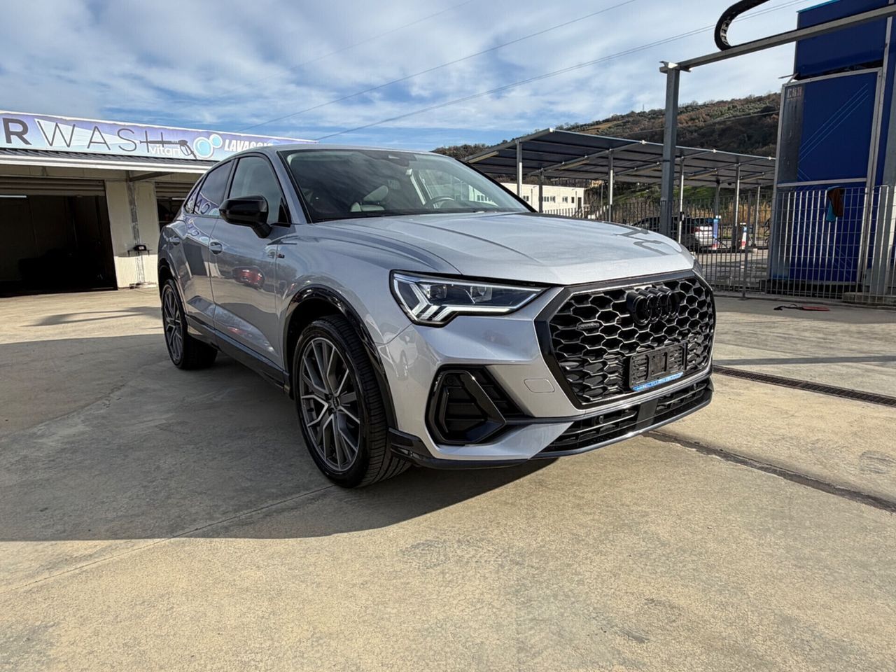 Audi Q3 40 TDI quattro S tronic line edition imagem 2