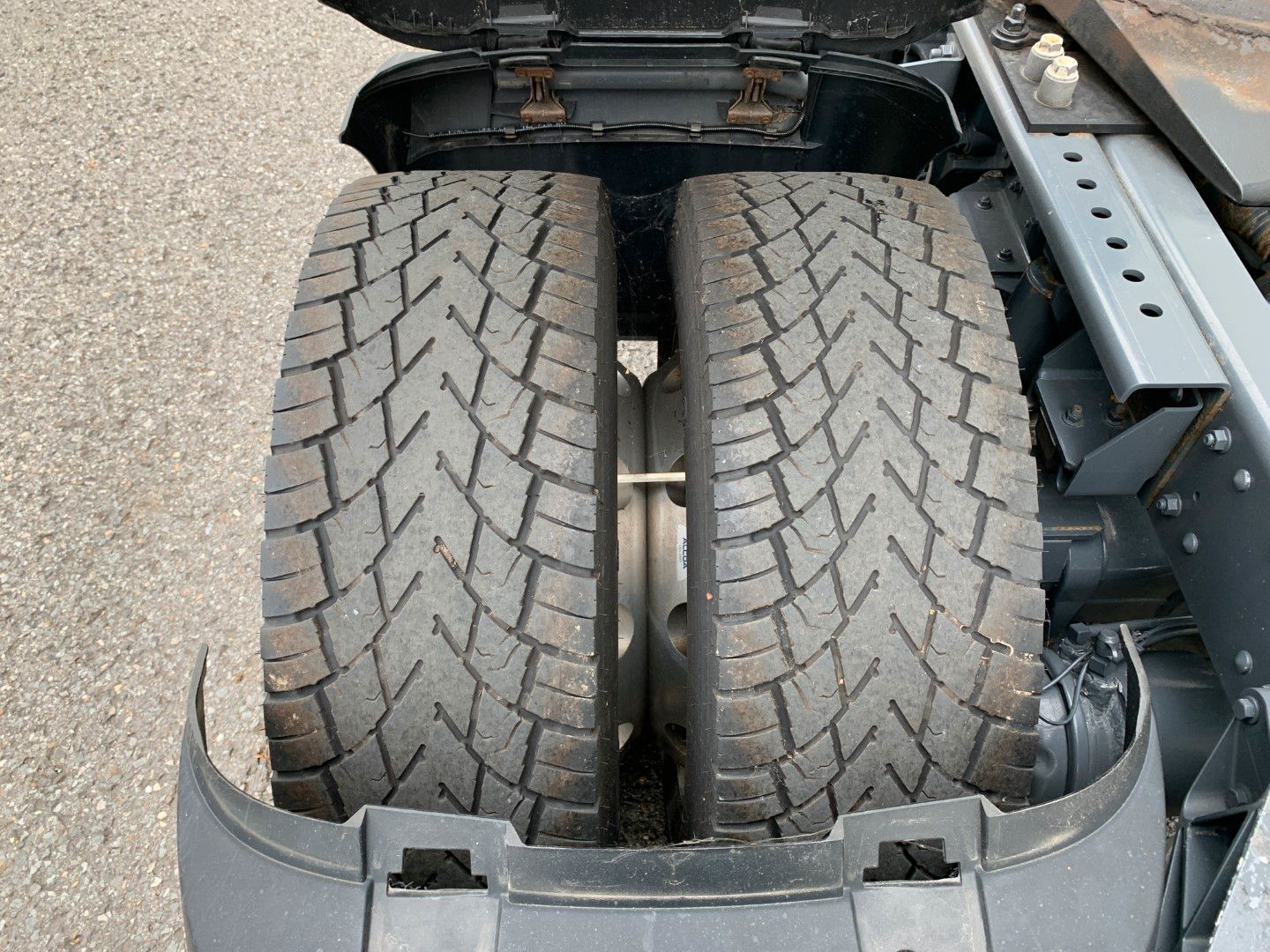 Fahrzeugabbildung DAF FT XF 480 SC LD