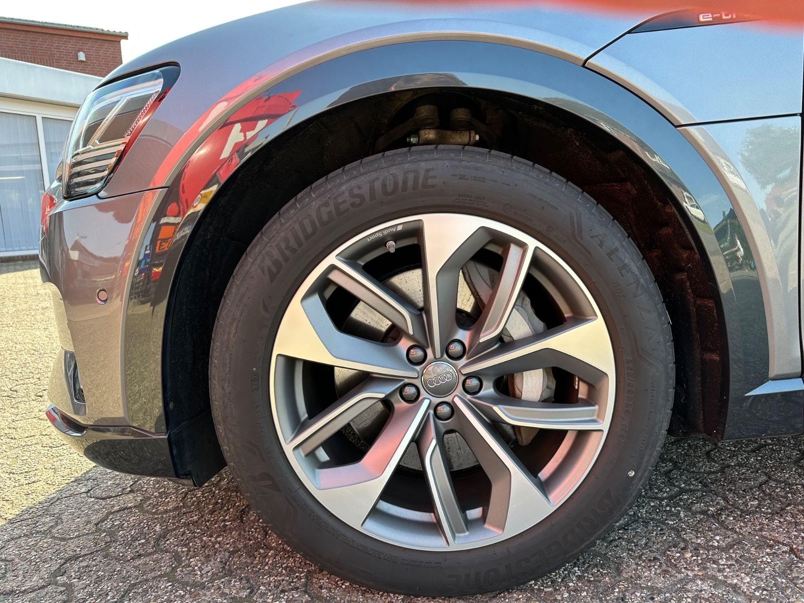 Fahrzeugabbildung Audi e-tron Sportback 50 quattro advanced AHK/ACC/HUD