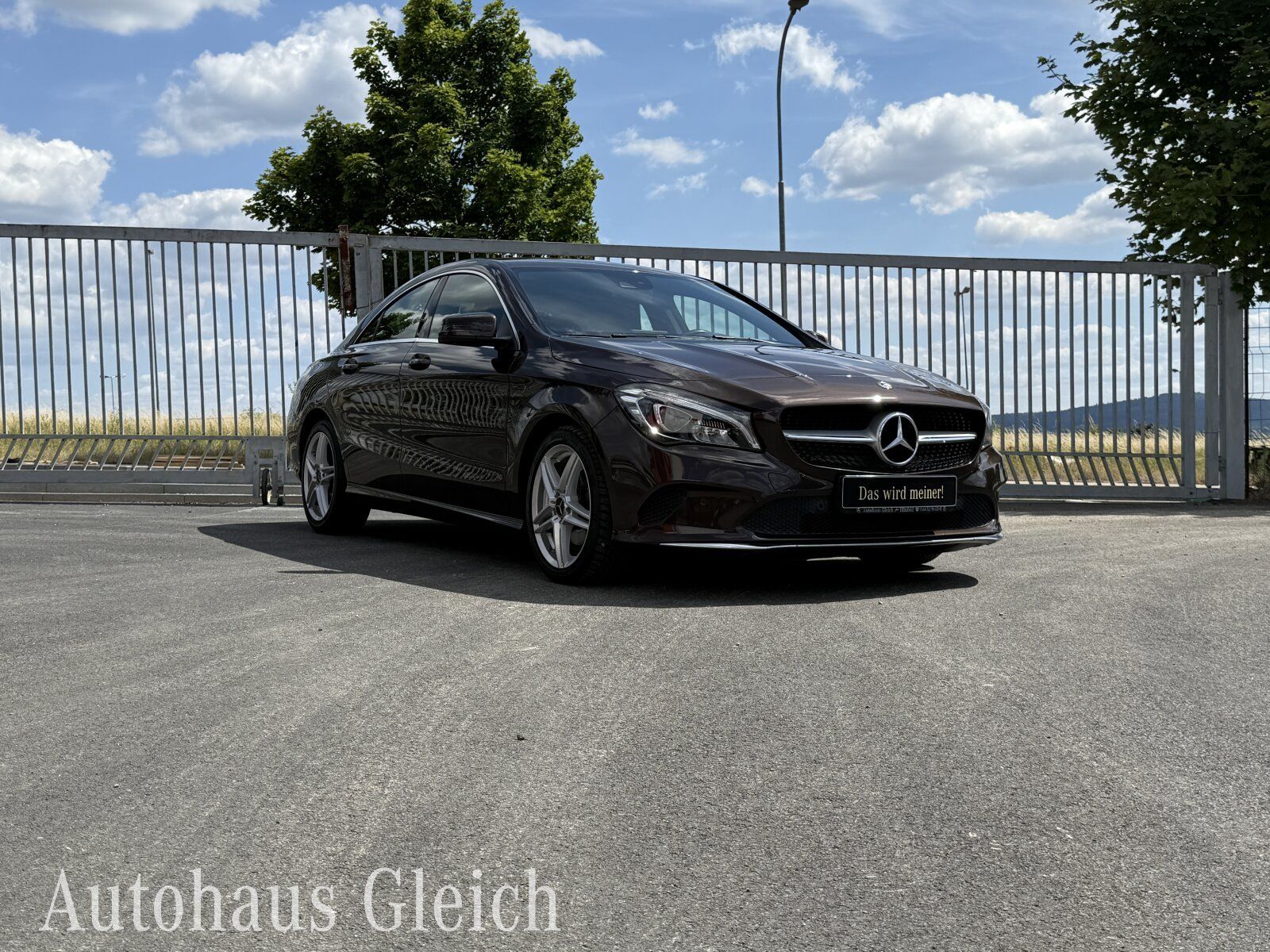 Fahrzeugabbildung Mercedes-Benz CLA 200 Urban Navi/Keyless Go Startanlage/Autom.