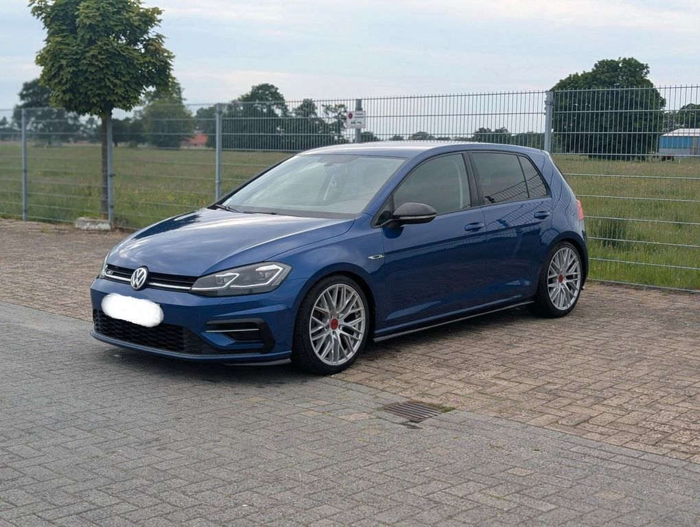 Image of Volkswagen Golf