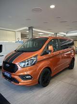 Ford Tourneo Custom Sport, 2.0 TDCi, 310 L1 - Ford Tourneo Custom Sport mit Diesel-Antrieb
