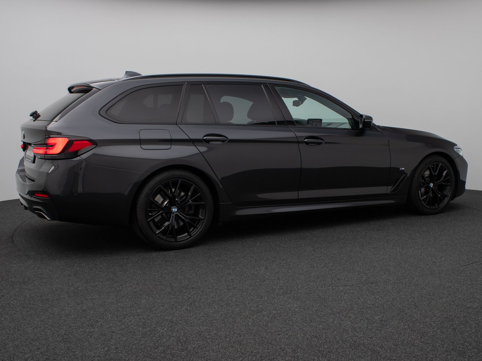 Fahrzeugabbildung BMW 540d xD M Sport Kamera Laser HUD DAB H/K Komfort