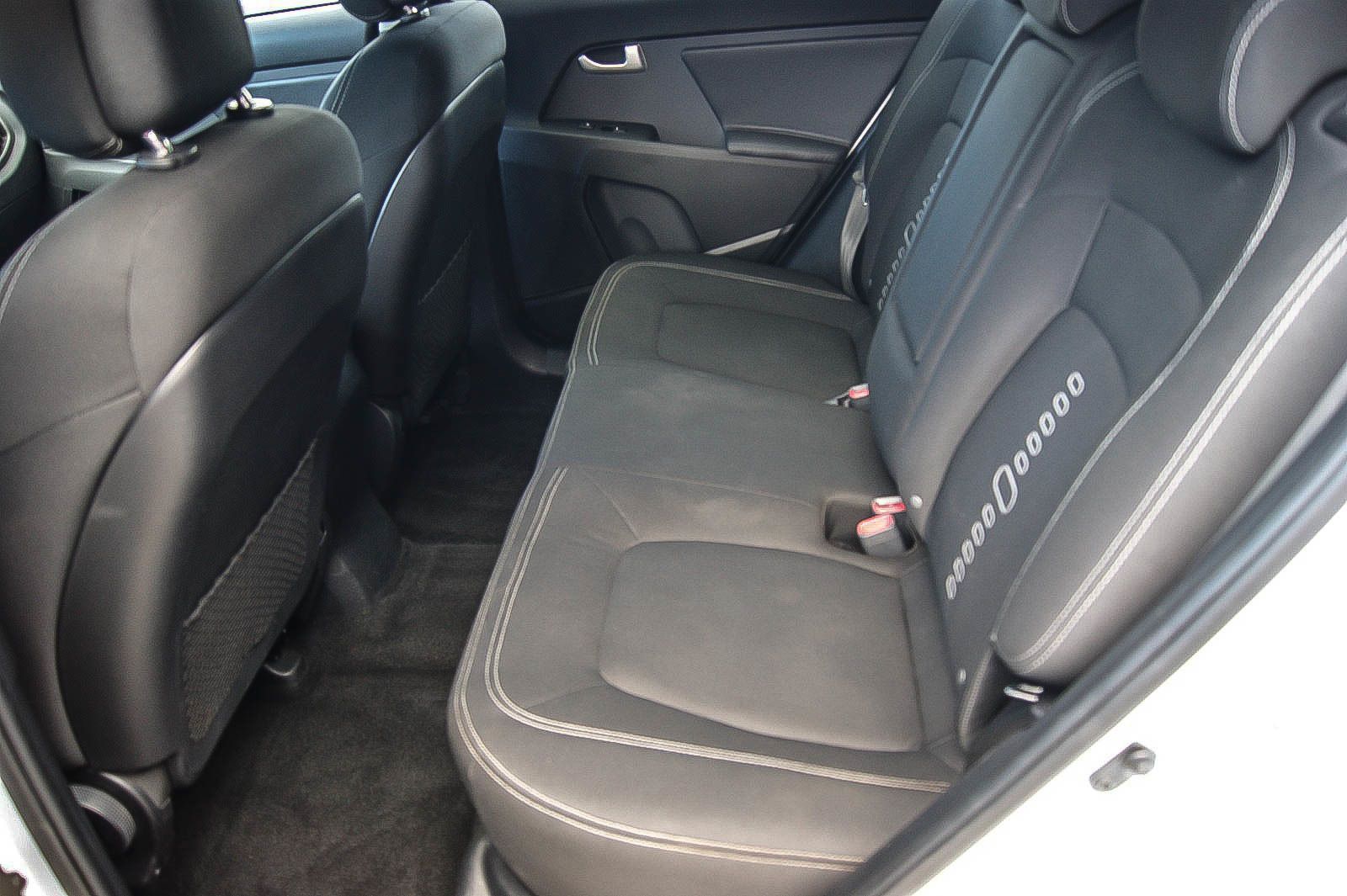 Fahrzeugabbildung Kia Sportage 1.6 FIFA World Cup Edition NAVIGATION