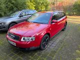 Audi A4 1.8 T Avant - - Audi A4 aus 2001: 1.8