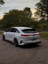 Kia Super gepflegter Kia Proceed GT mit Bastuck. - Kia pro cee'd / ProCeed in Düsseldorf