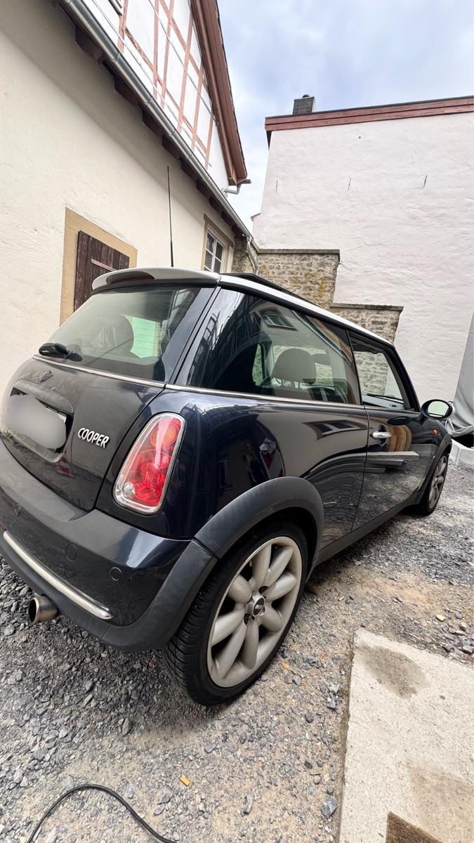 MINI Cooper - TÜV 02/28 - SHZ - Leder - Schiebedach