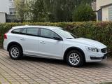 Volvo V60 Cross Country Top! - weiße Volvo V60 Cross Country