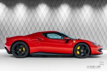 296 GTB RED/BLACK LIFT CARBON PASSENGER DISPLAY