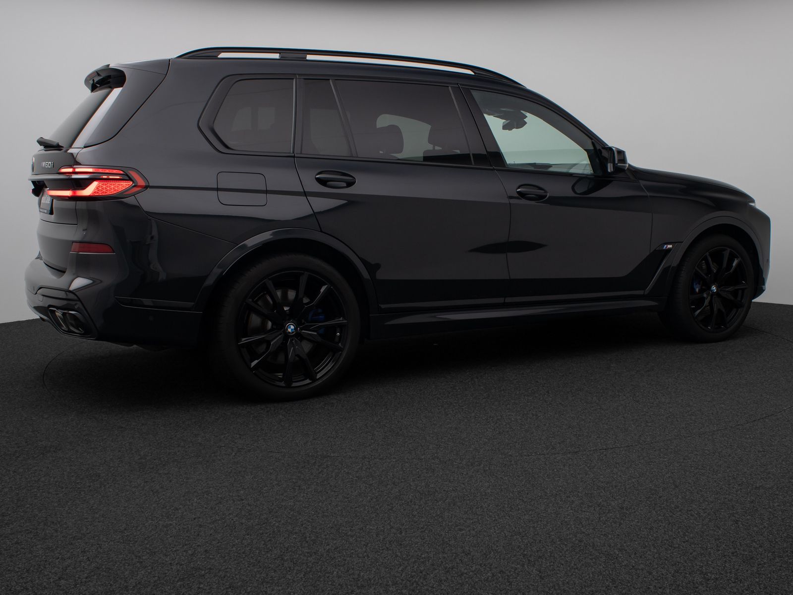 Fahrzeugabbildung BMW X7 M60i SkyLounge Kamera HUD DAB H/K SoftCL 22"
