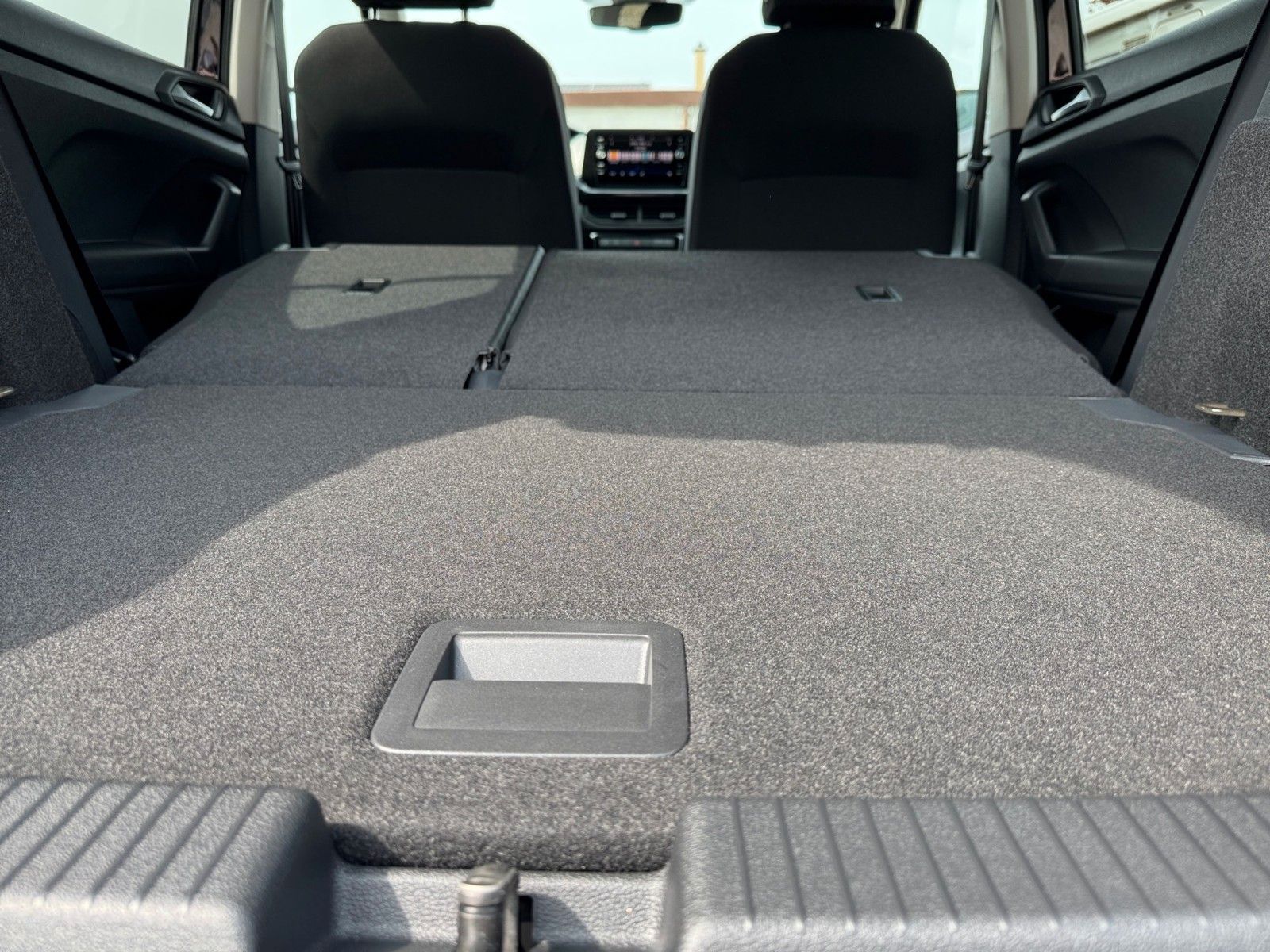Fahrzeugabbildung Volkswagen T-Cross 1.0 TSI Life Edition
