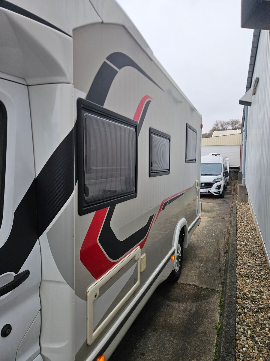 Fahrzeugabbildung Challenger Graphite 288 *Top Zustand und Ausstattung*