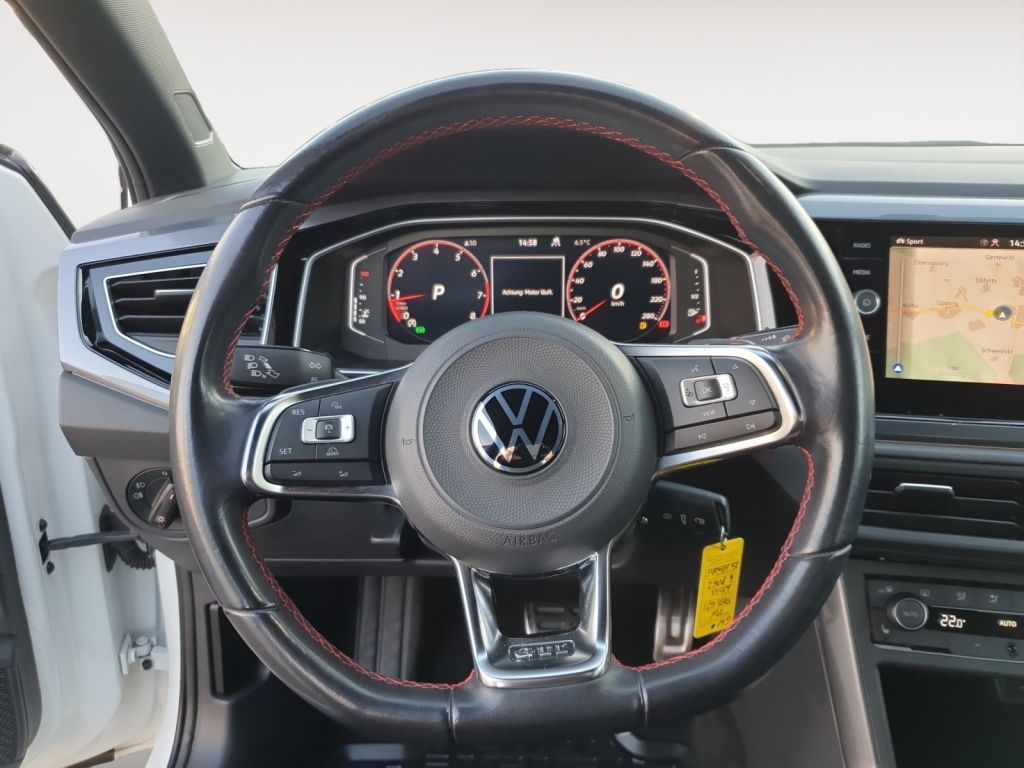 Fahrzeugabbildung Volkswagen Polo 2.0 TSI DSG GTI LED,Climatronic,Navi,RFK,SH