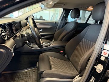 Mercedes E 220 - 9