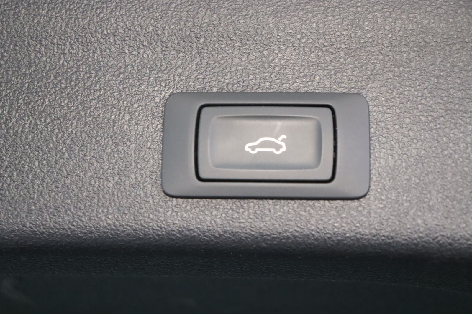 Fahrzeugabbildung Audi A6 Avant 45 TDI quattro sport * MwSt. ausw.