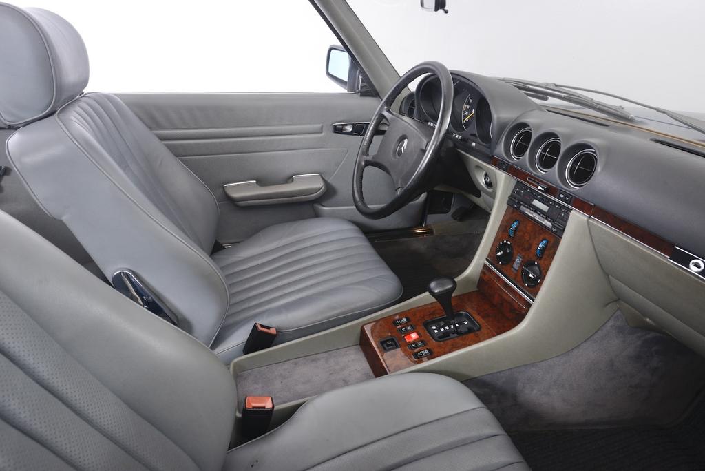 Mercedes-Benz SL 300