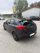 Kia cee'd / Ceed 1.4 CVVT Vision Vision - Kia aus 2012: Cee D