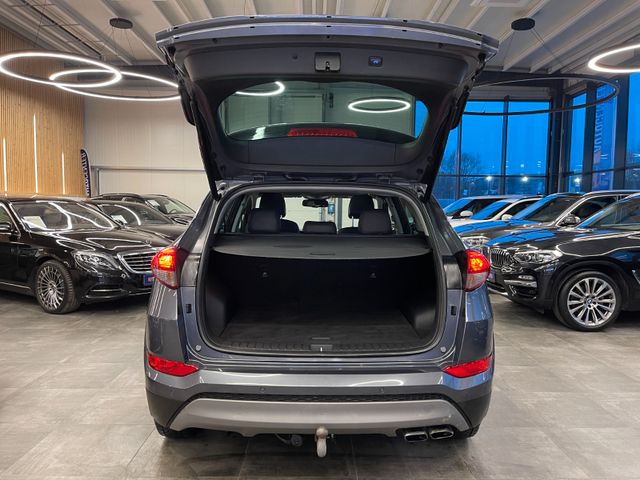 Hyundai Tucson Premium 4WD *AHK*KAMERA*NAVI*PANO*LEDER*