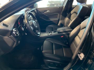Mercedes GLA 180 - 12