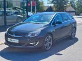 Opel Astra J 1.6 ST Exklusiv OPC *XENON*KAMERA*SHZ** - Opel Astra Opc mit Diesel-Antrieb