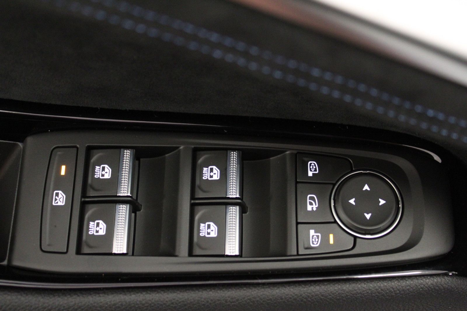 Fahrzeugabbildung Renault Espace E-Tech Full Hybrid 200 Esprit Alpine 7Sit