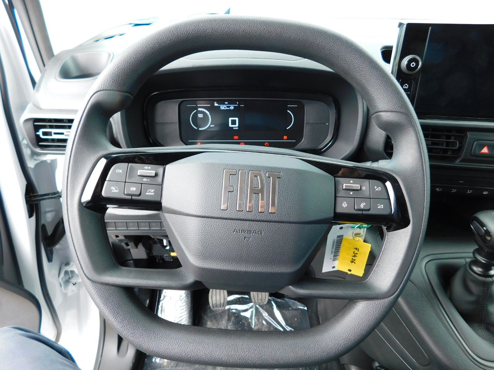 Fahrzeugabbildung Fiat Doblò Kastenwagen M 1.5 Diesel 75 kW