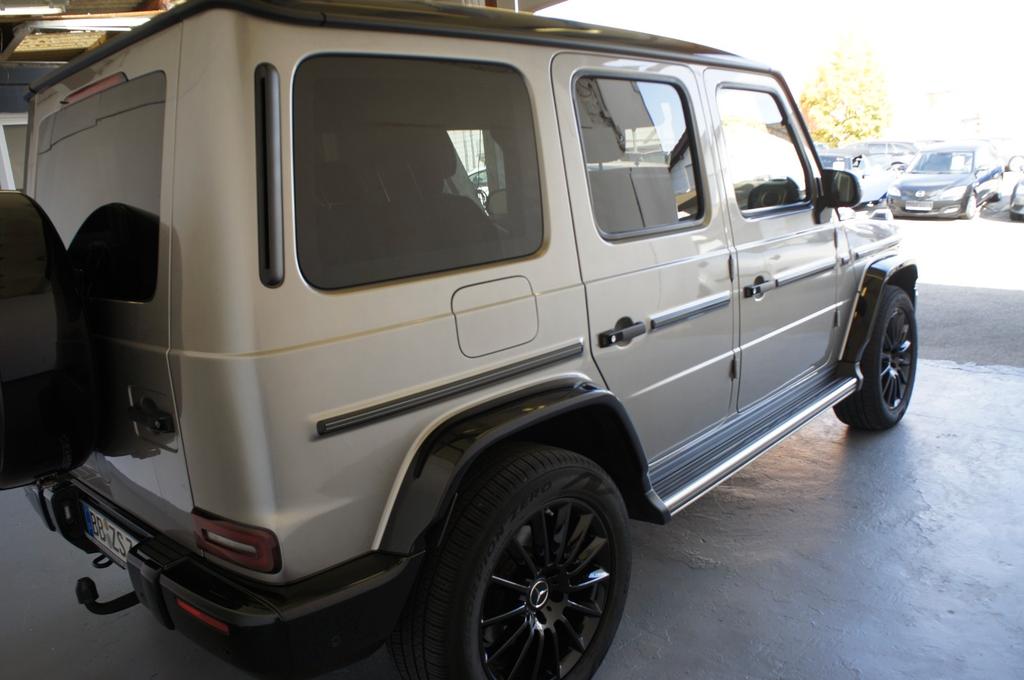 Mercedes-Benz G 400