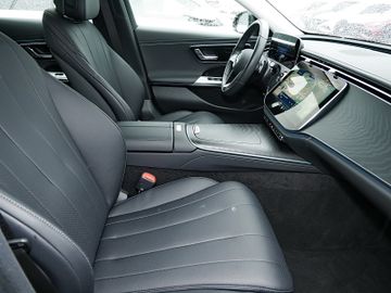 Mercedes E 200 - 6