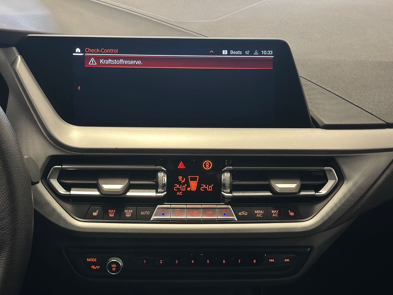 BMW 116d Aut/Navi/LED/SitzHeiz/ActivGuard/Tempomat foto 6