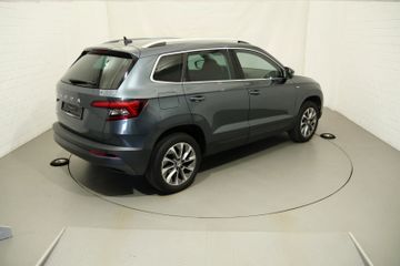 Skoda Karoq Clever 1.5 TSI DSG LED PDC AHZV beh. WSS