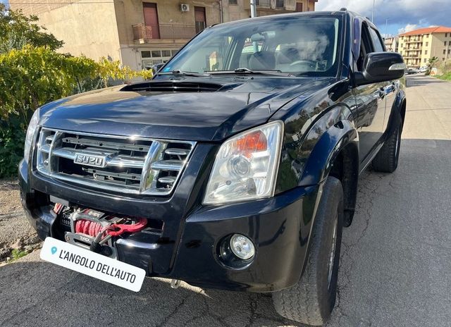 Isuzu D-Max 2.5 TD cat Space Cab 4WD Pick-up L E