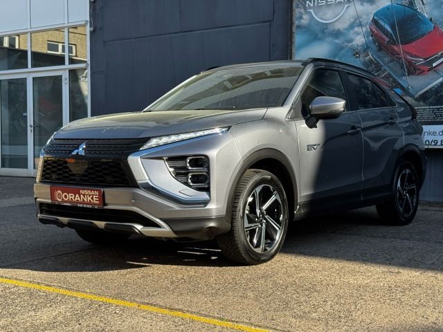 Fahrzeugabbildung Mitsubishi Eclipse Cross 2.4 MIVEC PLUS Navi*1.Hand