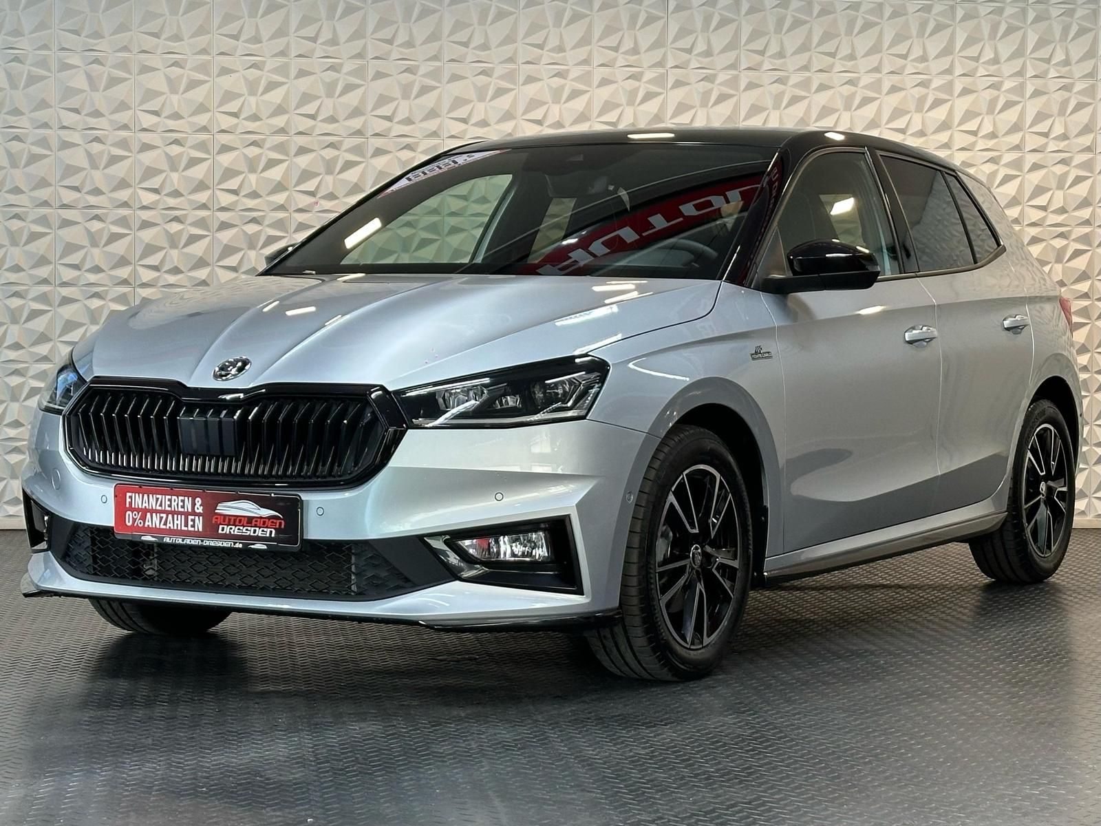 SKODA Fabia 1.5TSI MONTE CARLO LED#ACC#SPUR#PANO#CAM - Image 4
