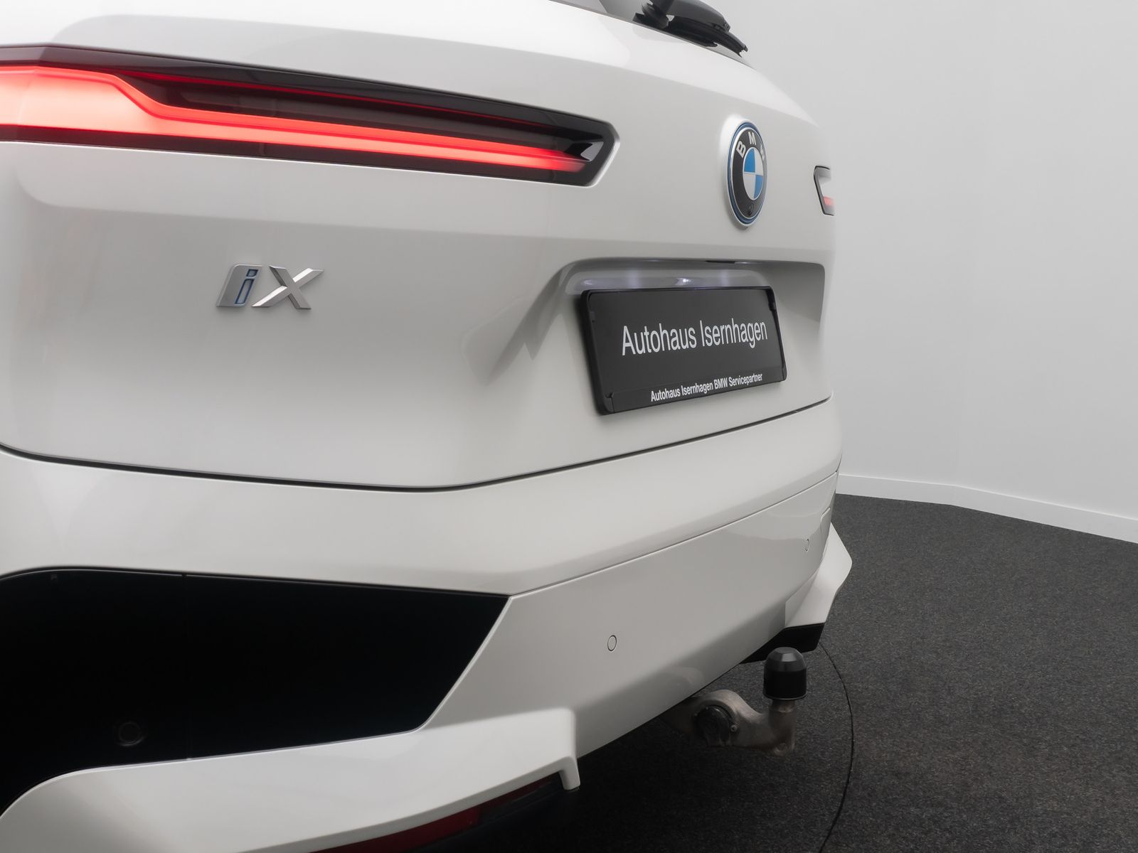 Fahrzeugabbildung BMW iX xD40 Sport 360&deg;SkyLounge DAB Laser H/K 22Zoll
