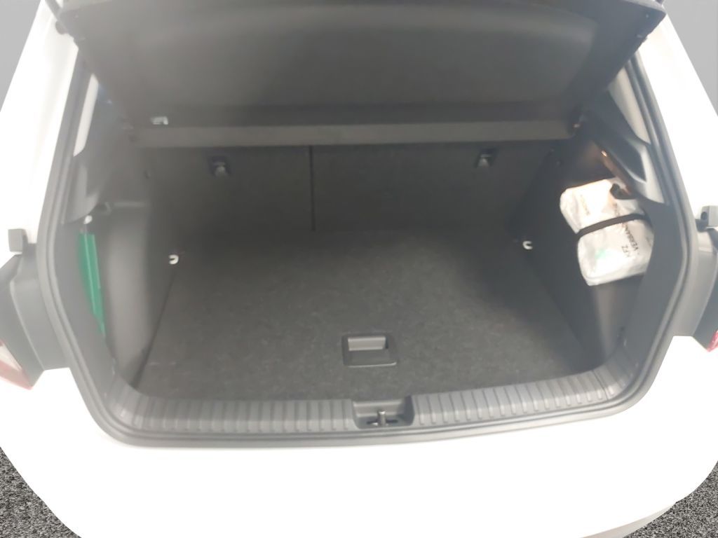 Fahrzeugabbildung SKODA Fabia 1.0 TSI Active PDC NSW Sunset