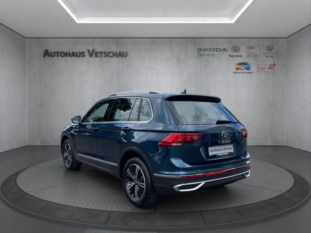 Tiguan Elegance 2.0 TDI DSG Sportpaket Bluetooth