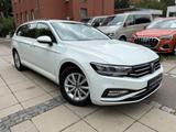 Volkswagen Passat 2.0TDI/ACC/AUTOMATIK/NAVI/MASSAGE - Volkswagen Gebrauchtwagen in Stuttgart