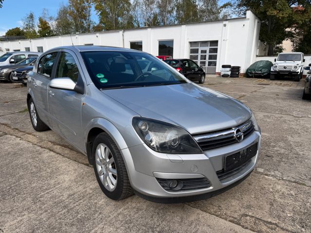 Astra 1.8, Automatik, Zahnriemen & TÜV Neu